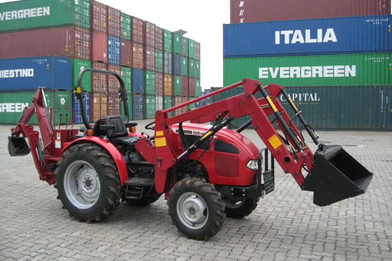 Mahindra Tractor Lenar With Front End Loader And Backhoe