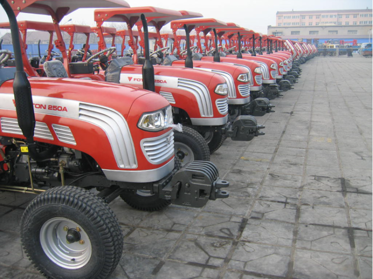 Foton 250 Tractor With Turf Tire