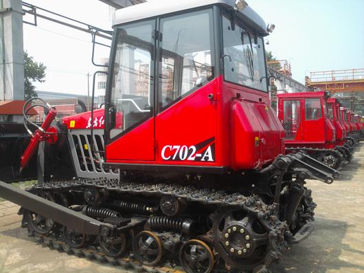 YTO-CA702-Crawler-Tractor